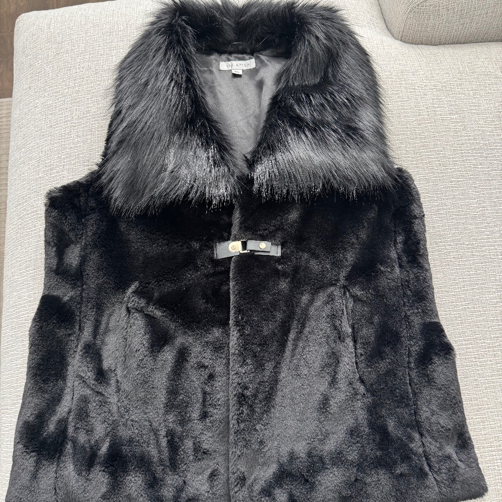 VIA SPIGA Women’s Black Faux Fur Collar Vest Size XL